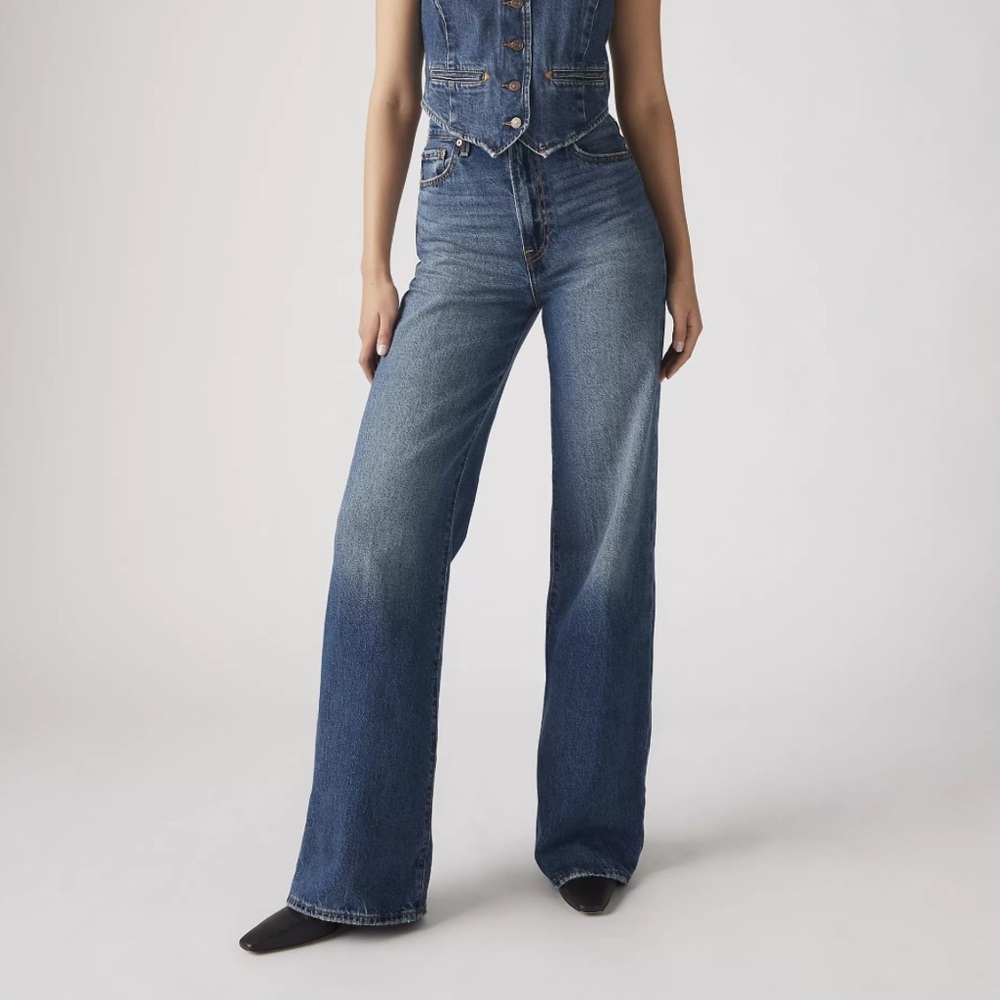 Levi's Ribcage Wide Leg Jeans